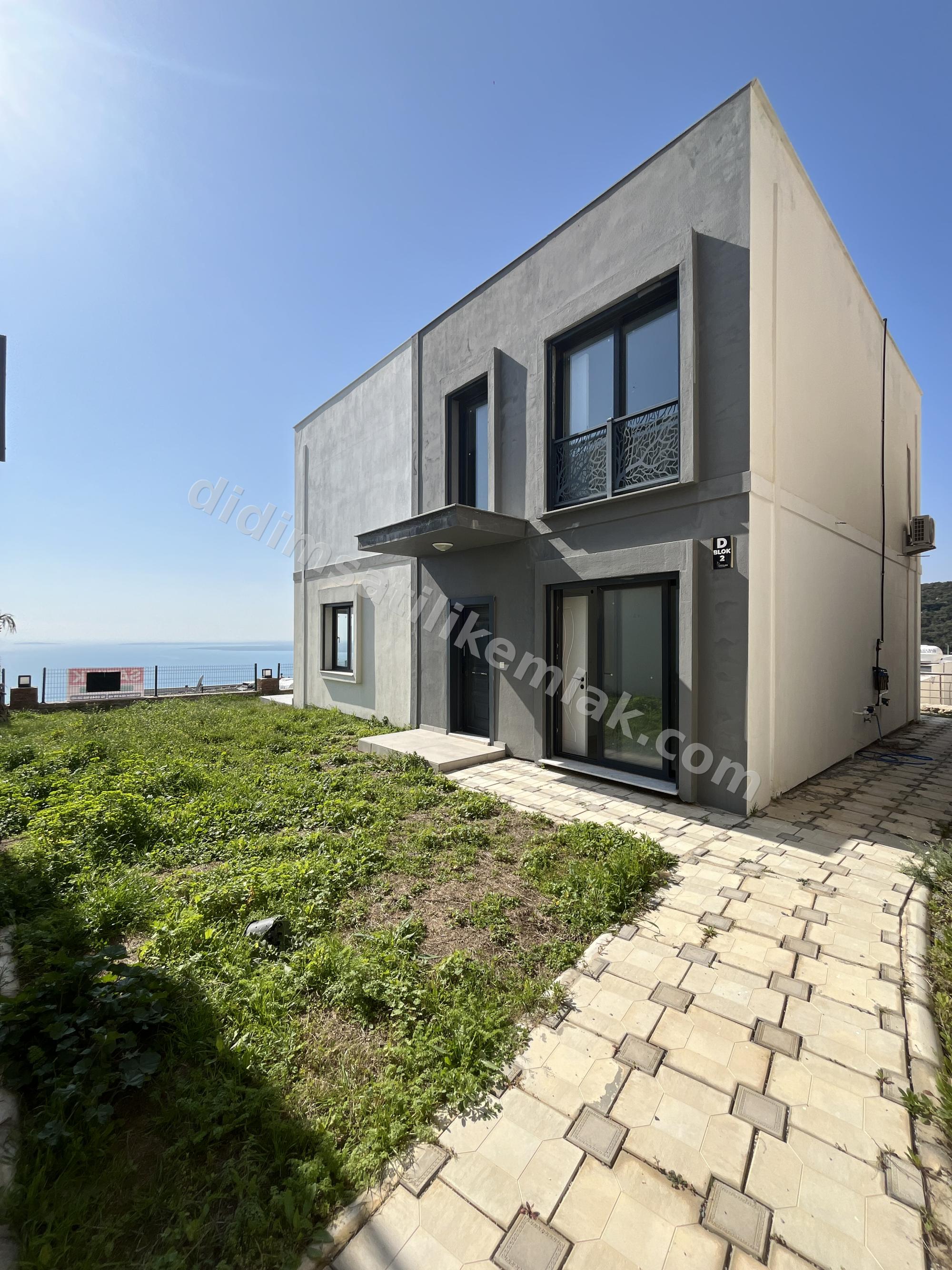DSE Emlaktan Aydin Didim Akbukte panoramik deniz manzarali 3+1 villa