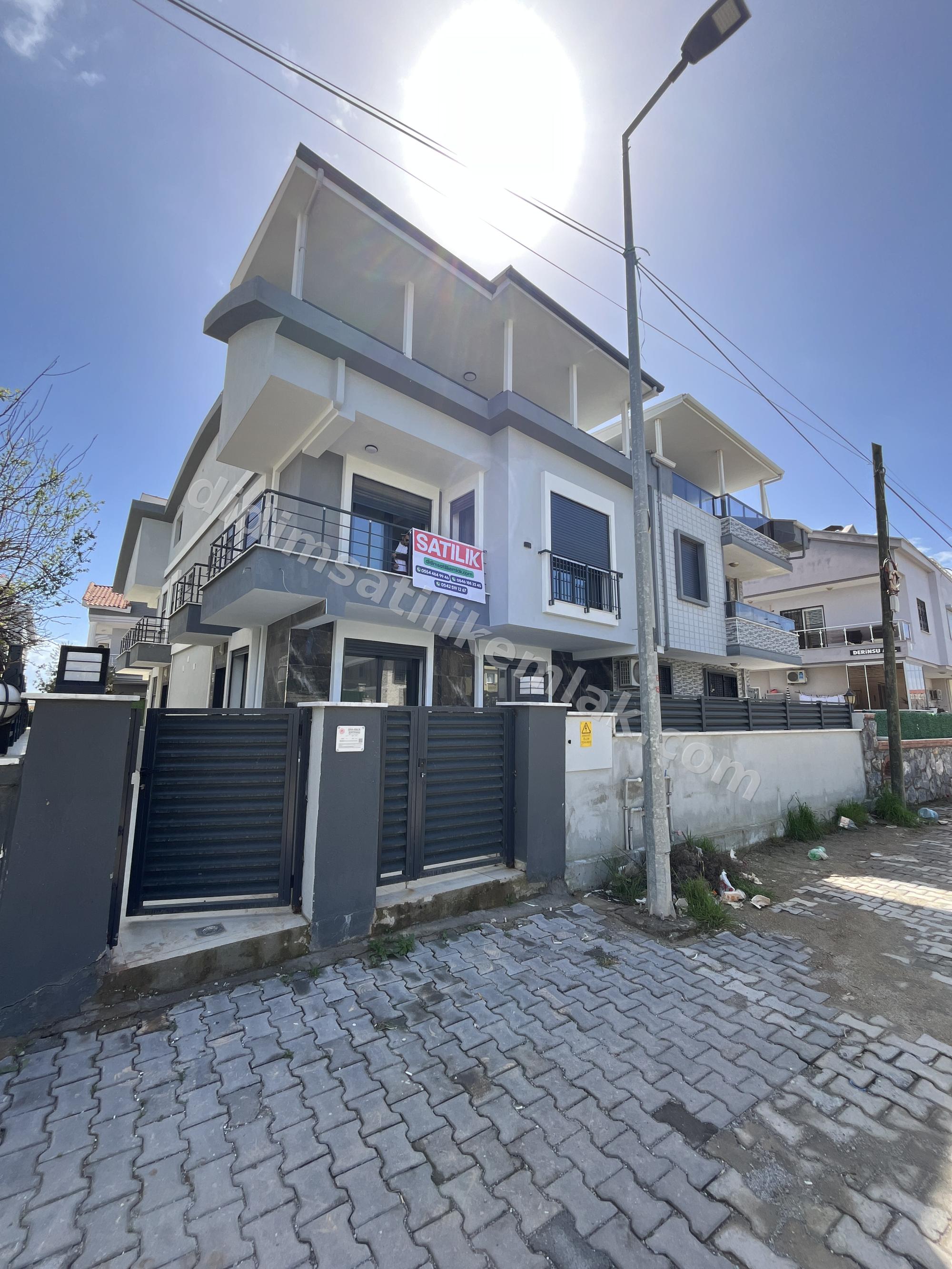 Aydin Didim Efeler Mah. 3+1 havuzlu villa