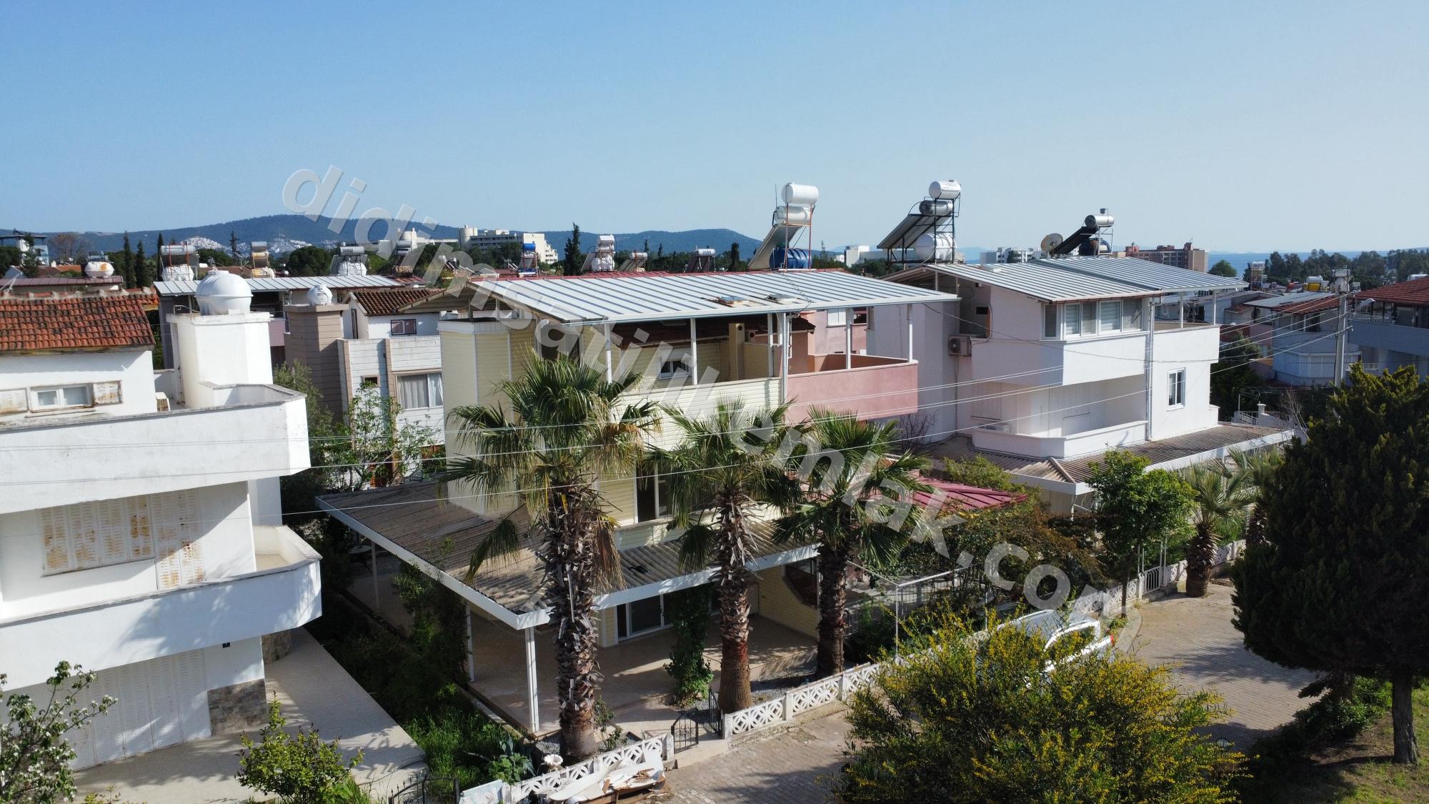 Aydın Didim Fevzipaşa Mah. denize 700 mt. triblex 4+1 müstakil ev